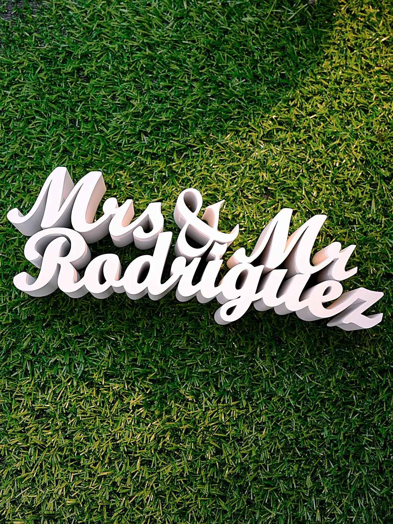3D Printed Personalised Last Name Sign - Custom Wedding Tabletop Decor